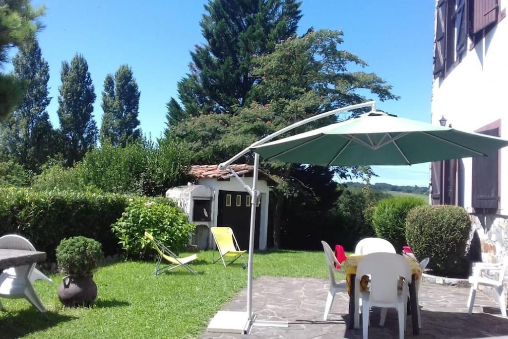 Logement Calme Et Authentique A Espelette Exteriör bild