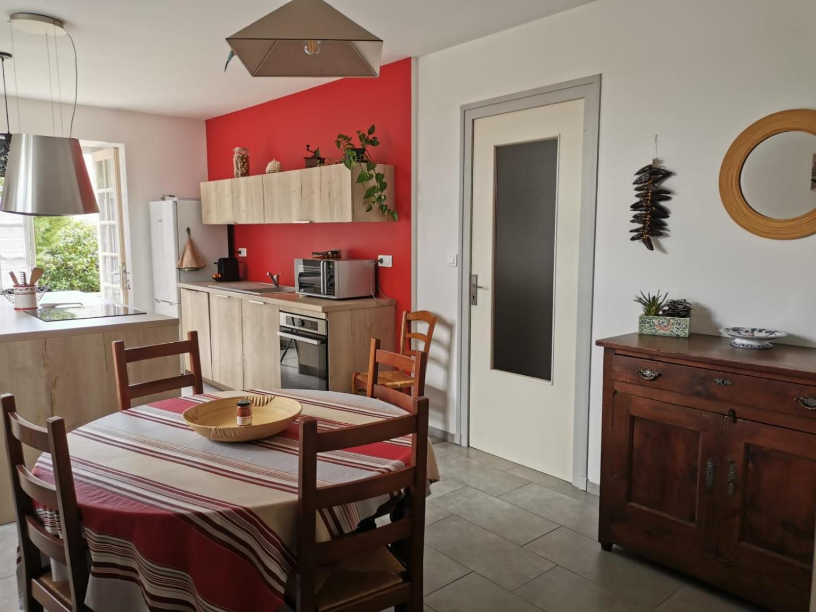 Logement Calme Et Authentique A Espelette Rum bild